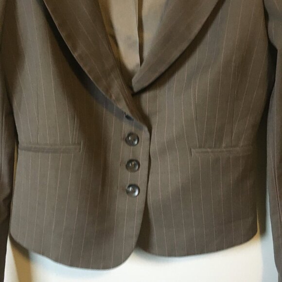 NWOT Virgin Wool Blend Grey and Pink Pinstripe Blazer - Picture 5 of 16